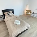 Messenah: 2-Zimmer Privatwohnung