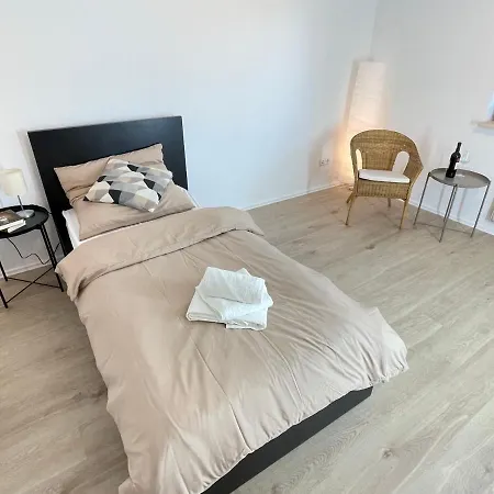 Apartment Messenah: 2-zimmer Privatwohnung *