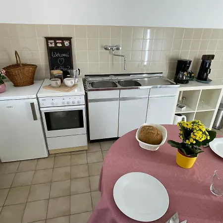 Messenah: 2-zimmer Privatwohnung Apartment
